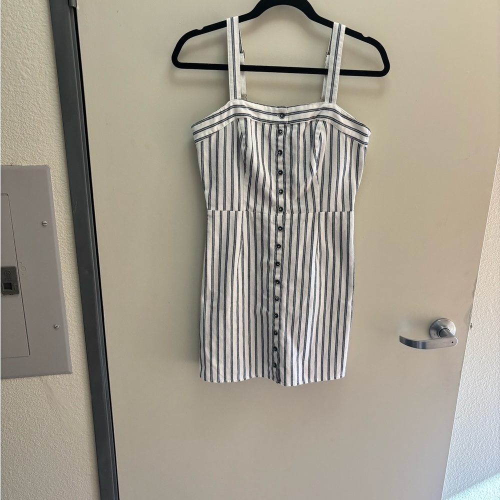 Ivy & Main Striped White and Navy Button-Front Sundress